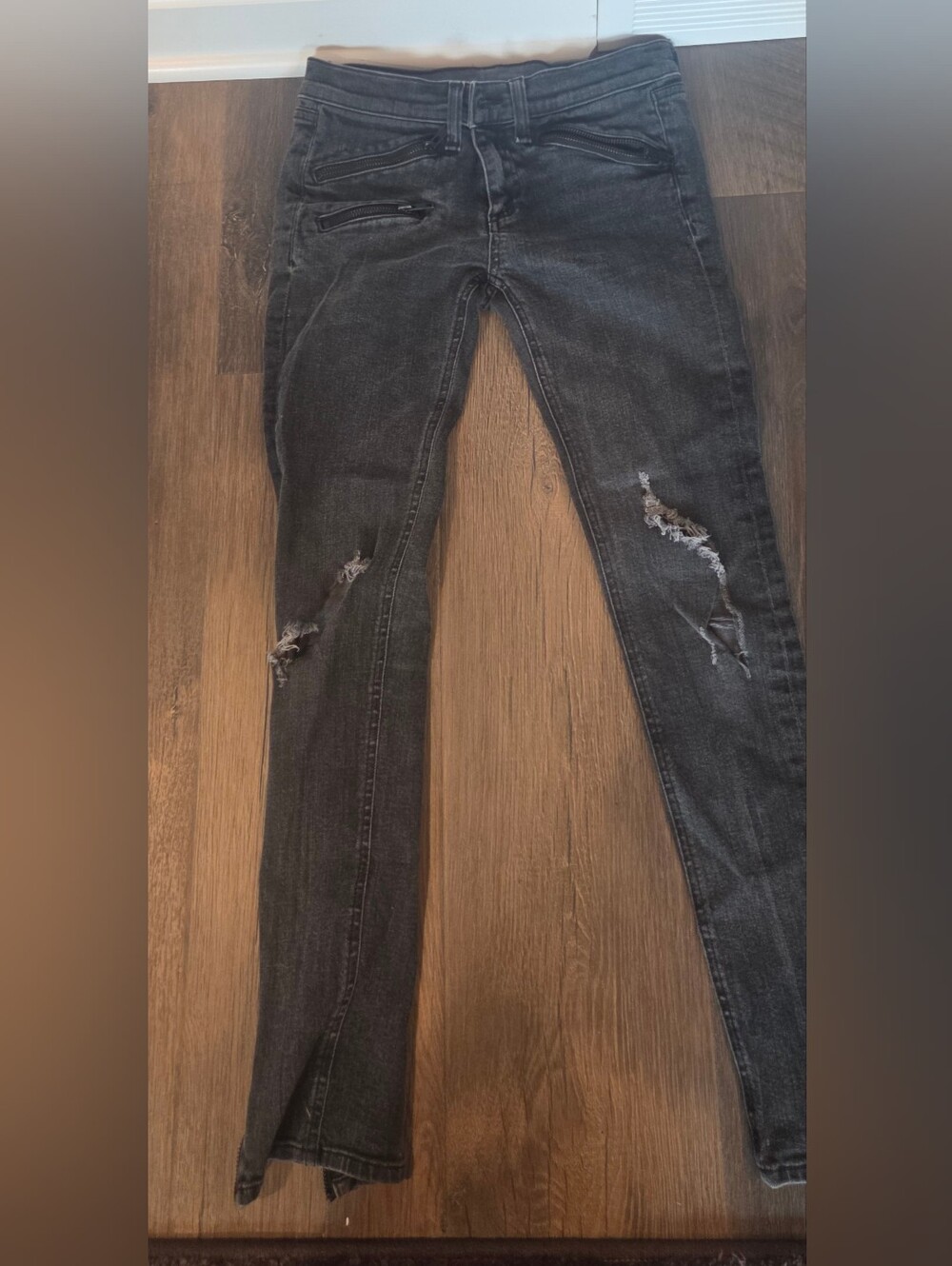 rag & bone Blackthorne Skinny Moto Distressed Jeans Black Size 26